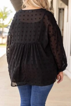 Love Is Catching Blouse, Black -Deals Swish Tex Store 5E1A0275 a631c674 b1e1 4c75 b55c 7c50d373d51f