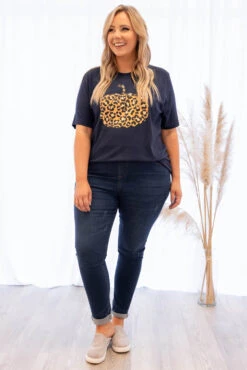 Fierce Pumpkin Tee, Navy -Deals Swish Tex Store 5E1A3125 Edit