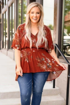 Ode To Love Blouse, Garnet