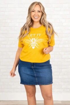 Buzzing Around Tee, Heather Mustard