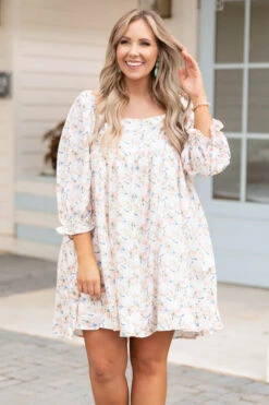 Don't Turn Around Dress, Ivory